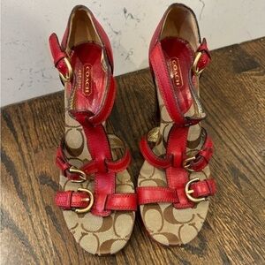 Coach Joanne Leather stacked heel with gold buckles size 7.5 women’s